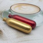 Whipped 8g Cream Charger Cracker Fast Gas Canisters Customized Color for sale