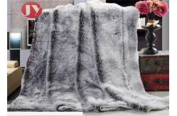 China Knit Chunky Plush Faux Fur Blanket Throws , 100 Polyester Reversible pv fur Blanket supplier