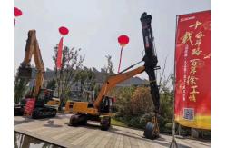 China Robust APIE KM220 Excavator Clamshell Telescopic Arm With Depth 22m supplier
