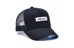 China Solid Black Mesh Trucker Hat Custom Curved Brim 5 Panel Trucker Cap supplier