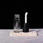 Cylindrical 6ml Materials Lip Gloss Tube with Screw Lid in Market