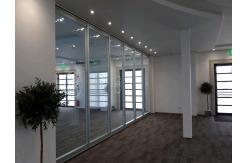 China Transparent Glass Tempered Movable Partition Walls / Folding Glass Divider supplier