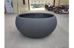 China Smooth Surface Fiber Clay Flower Pot Planter For Hotel And Garden supplier