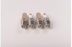 China Garden Machines Auto Spark Plug 95195 YR7DE RA7YC DCPR7E supplier