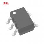 AD8627AKSZ-REEL7 Amplifier IC Chips SC-70-5 Package J-FET Amplifier Circuit Rail-to-Rail 15mA  350µV for sale