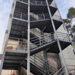 Fast Installation Fabricated Steel Structure Construction For Multi Story / High Rise Buildings for sale