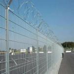 Factory price galvanized and pvc coated anti climb security airport fence prices for sale