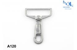 China Lead Free Bag Snap Hook With Polish And Electroplating Treatment supplier