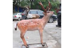 China 110V 220V Realistic Animal Statues With Movement / Sound Customization supplier