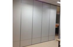 China Soundproof Sliding Meeting Room Movable Partition Wall On Wheels And Track supplier