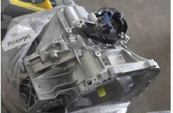 China ODM Automatic Transmission Clutch Gearbox Replacement For Geely Boyue supplier