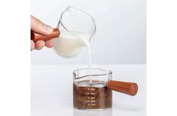 China Wooden Handle Essential Barista Tools Glass Espresso Measuring Cup 3oz supplier