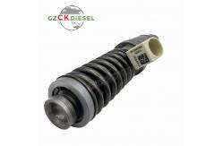 China Diesel Fuel Injector 03829087 BEBE4C08001 for D16 Engine supplier