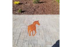China Horse Shape Cutting Garden Metal Ornaments High Durability Rust Resistant supplier