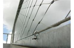 China High Safety Stainless Steel Woven Wire Mesh Easy Installation Wear Resisting supplier