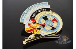 China Creative Custom Metal Lapel Pins , Service Award Lapel Pins With Butterfly Clutch supplier