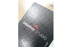 China Gloss Uv PVC Business Cards Matte Black Silkscreen Printing supplier