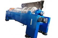 China Hermetic  Horizontal Liquid Solid Sludge Dewatering Decanter Centrifuge supplier