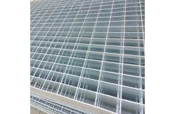 China Anti Slide Galvanized Steel Serrated Bar Grate Light Weight For Stair Tread supplier