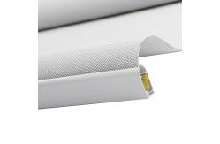 China Plain Weave Polyester Sunscreen Fabric PVC Coated For Solar Shade supplier