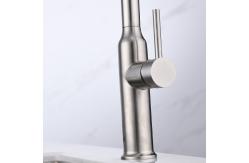 China Automatic Kitchen Tap Angled Spout Smart Kitchen Faucet With Extendable Head supplier