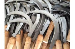 China 65Mn Steel Harvesting Sickle Black Coated Hand Garden Tool Grass Cutter Antirust supplier