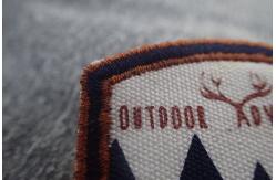 China Personalized Embroidered Applique Patches supplier