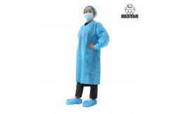 China 35gsm Cleanroom PP Disposable Lab Coat Visitor Gown supplier