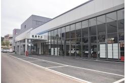 China Q235B Q355B Steel Frame Warehouse With Insulated Roof And Wall Panels supplier