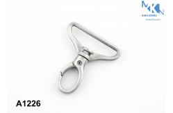 China Custom Made Metal Snap Clips / Swivel Clasp Hooks Luggage Hardware Accessories supplier