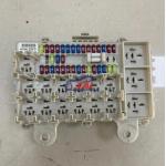 ISUZU 700P Used Engine Parts 8-98067619-1 Genuine New Fuse Box for sale