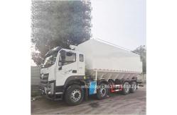 China FOTON 8*4 Bulk Feed Truck   Feeding Stuff   Farm Animal Feed Transporter supplier