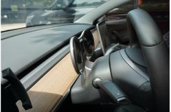 China Ips Screen Car Lcd Dashboard For Tesla Model 3 & Y supplier