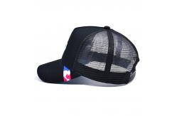 China Solid Black Mesh Trucker Hat Custom Curved Brim 5 Panel Trucker Cap supplier