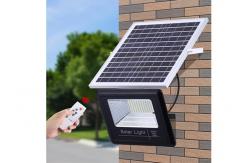 China Foldable Smart Power Application Led Solar Floodlight Brightness Bridgelux Spotlight supplier