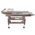 Mobile Linear Vibrating Screen Sand And Stone Mining Vibrating Screen for sale