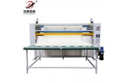 China Industrial Computerised Cutting Machine Automatic For Quilted Fabric supplier