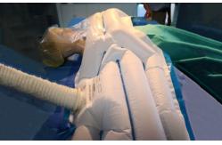 China Surgical Warming Blanket Medical Upper Body For Adult Patient 75*220cm supplier