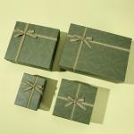 Cardboard Present Boxes Sturdy Luxury Gift Boxes With Lids For Graduation Celebration