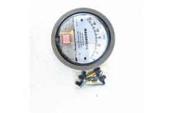 China Vertical Magnehelic Differential Pressure Gauge Air Pressure Manometer supplier