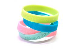 China Customized RFID Silicone Bracelets Waterproof RFID NFC Wristband With Logo Print supplier