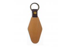 China Customized Rhombus Wooden Keychain 14g Personalized Engraved Watel Walnut supplier