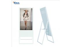 China Full Angle LCD Electronic Advertising Display , Portable Digital Signage Display supplier