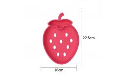 China Customized Strawberry Shape Silicone Sippy Cup Baby Feeding Set supplier