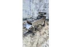 China Coffee Beans Grading Machine Sieve Size Linear Vibrating Screen Separating Machine supplier