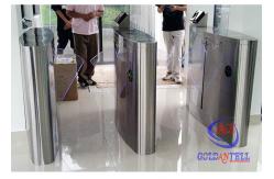 China Pedestrian Retractable Flap Barrier Gate Fingerprint Dual Movement For Hospital supplier