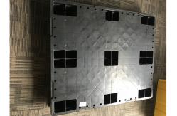 China High Density Polyethylene Stackable Plastic Pallets Lightweight User - Friendly Design supplier