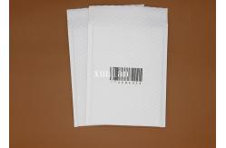 China Matt Light Weight Expansion Poly Mailers , Offset Printing Bubble Postal Bags supplier