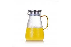 China Round Handle Glass Drink Pitcher , Insulated Heat Resistant Glass Pitcher With Lid supplier