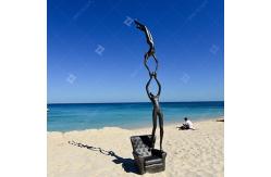 China Commissioned Bronze Sculpture Hearts In Paradise Customized Size supplier